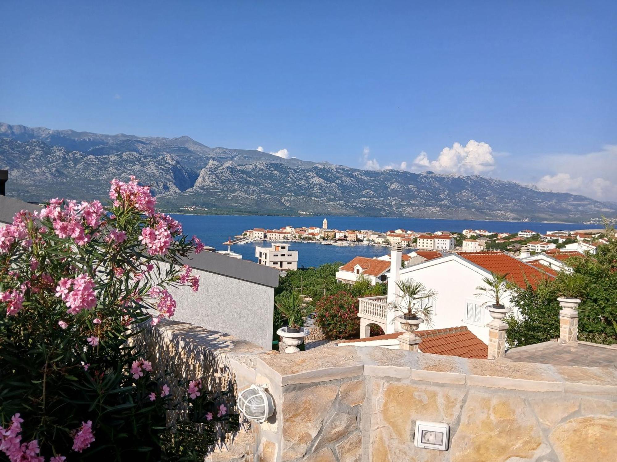 Apartmani Jelic Vinjerac Esterno foto