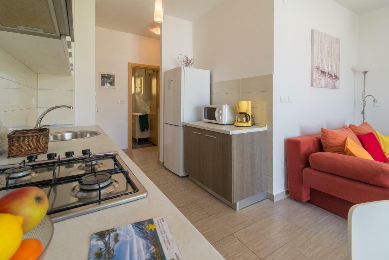 Apartmani Jelic Vinjerac Esterno foto